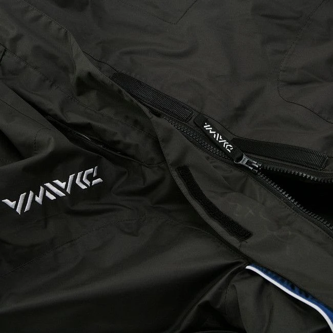 Daiwa Matchwinner Two Piece Suit 7 Daiwa Matchwinner Two Piece Suit - Image 5